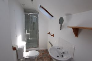 En-suite- click for photo gallery